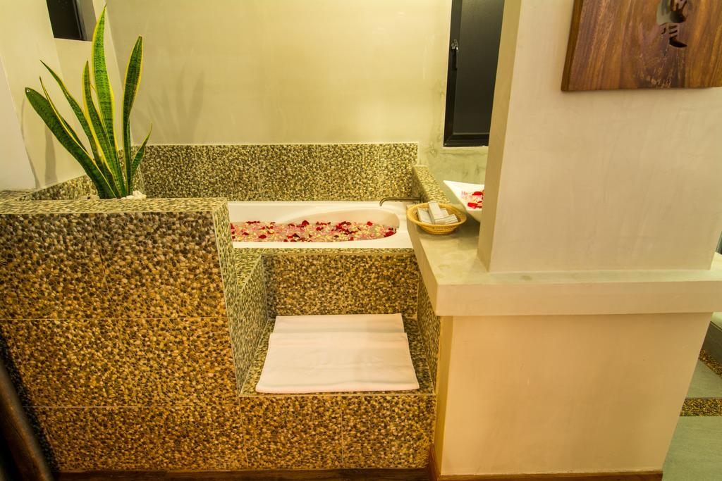 Double Leaf Boutique Hotel Phnom Penh Esterno foto