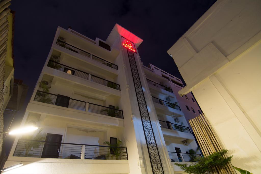 Double Leaf Boutique Hotel Phnom Penh Esterno foto