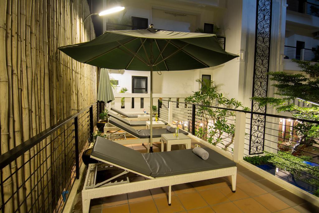 Double Leaf Boutique Hotel Phnom Penh Esterno foto