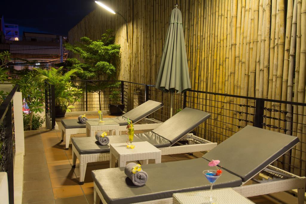 Double Leaf Boutique Hotel Phnom Penh Esterno foto