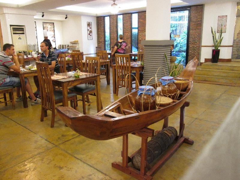Double Leaf Boutique Hotel Phnom Penh Esterno foto