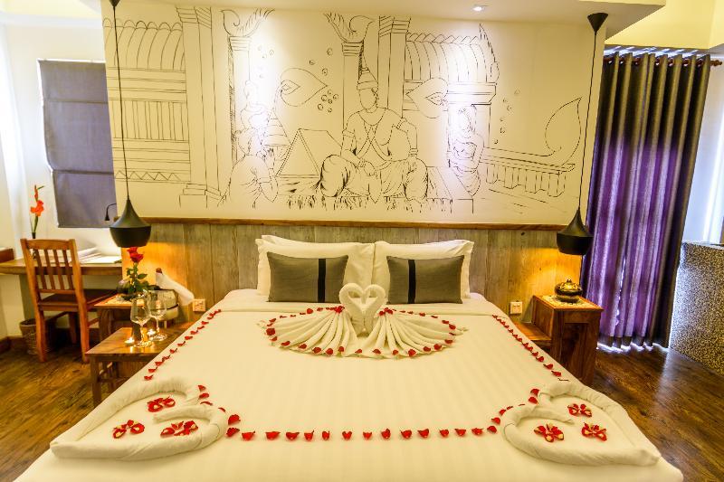 Double Leaf Boutique Hotel Phnom Penh Esterno foto